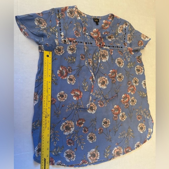 Lee Blue Floral Blouse top with Tie Front Sz-M. B1 - Picture 8 of 8
